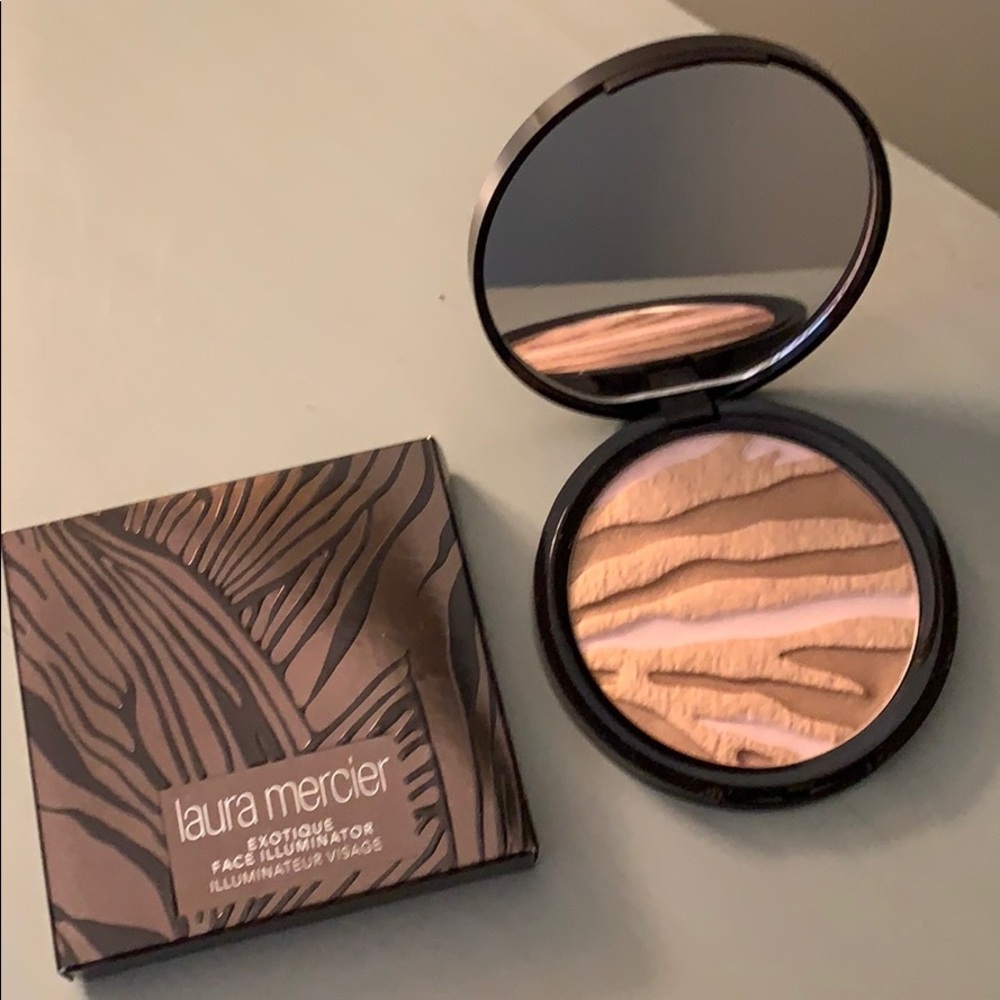 Laura Mercier: Brand New in Box face illuminator
